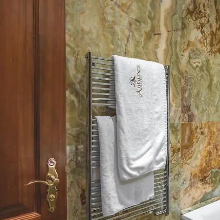 Antares زيرمات