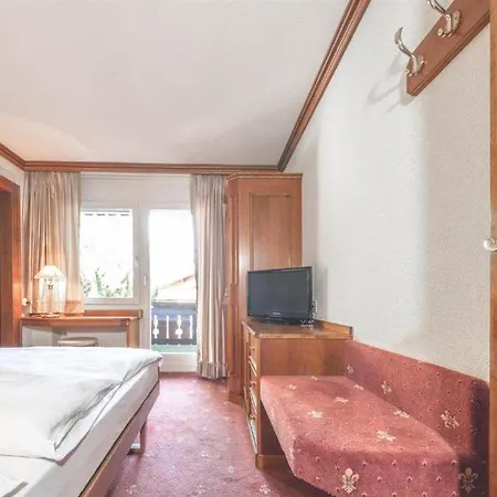 Antares زيرمات